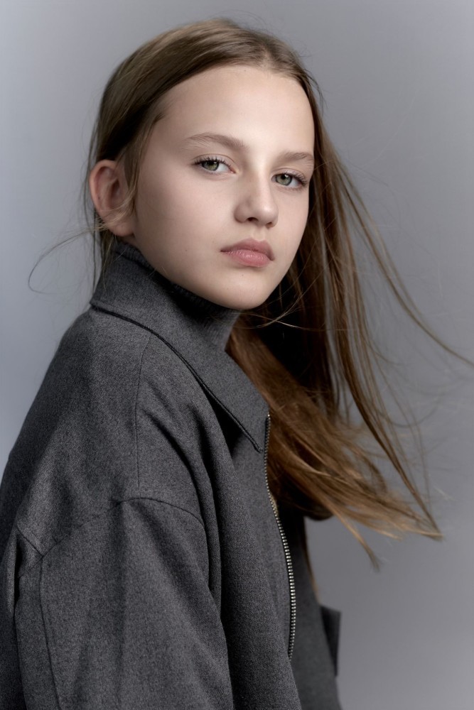 SABINA SAPOJNIKOV